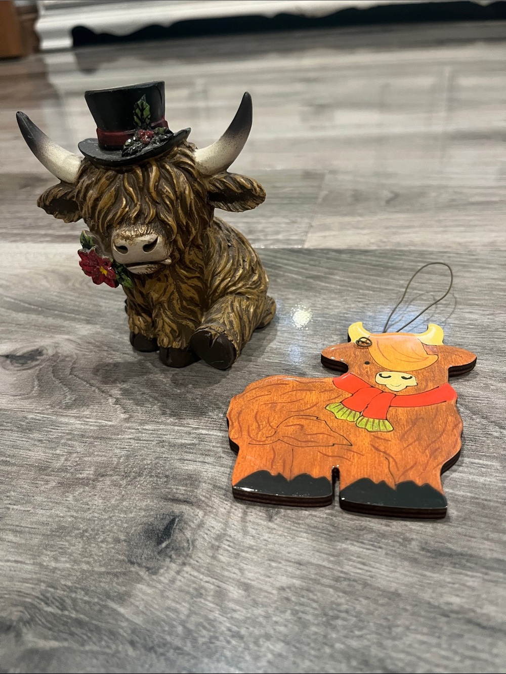 Highland Cow Figurine and Wooden Ornament Set - Brown